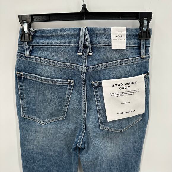 GOOD AMERICAN NWT Good Waist Crop Denim Jean in Blue634 // 0 - Picture 10 of 14